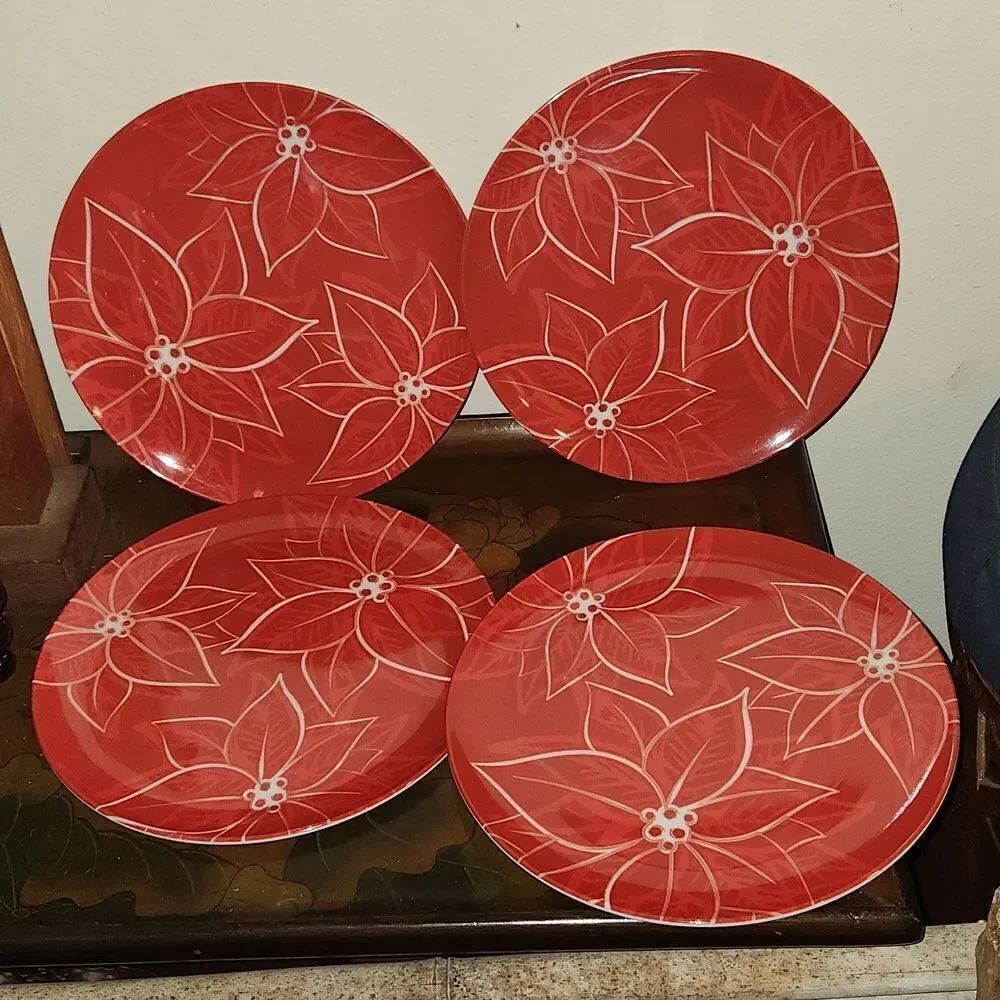 Mulberry Poinsettia Melamine 10.5" Dinner Plate Set of 4